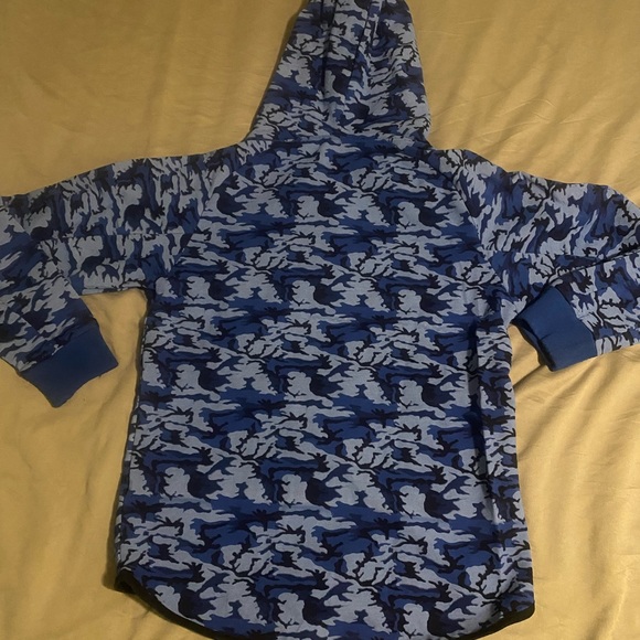 🔥HOT BUY! New long sleeve active hoodie with pockets small. - Picture 2 of 9